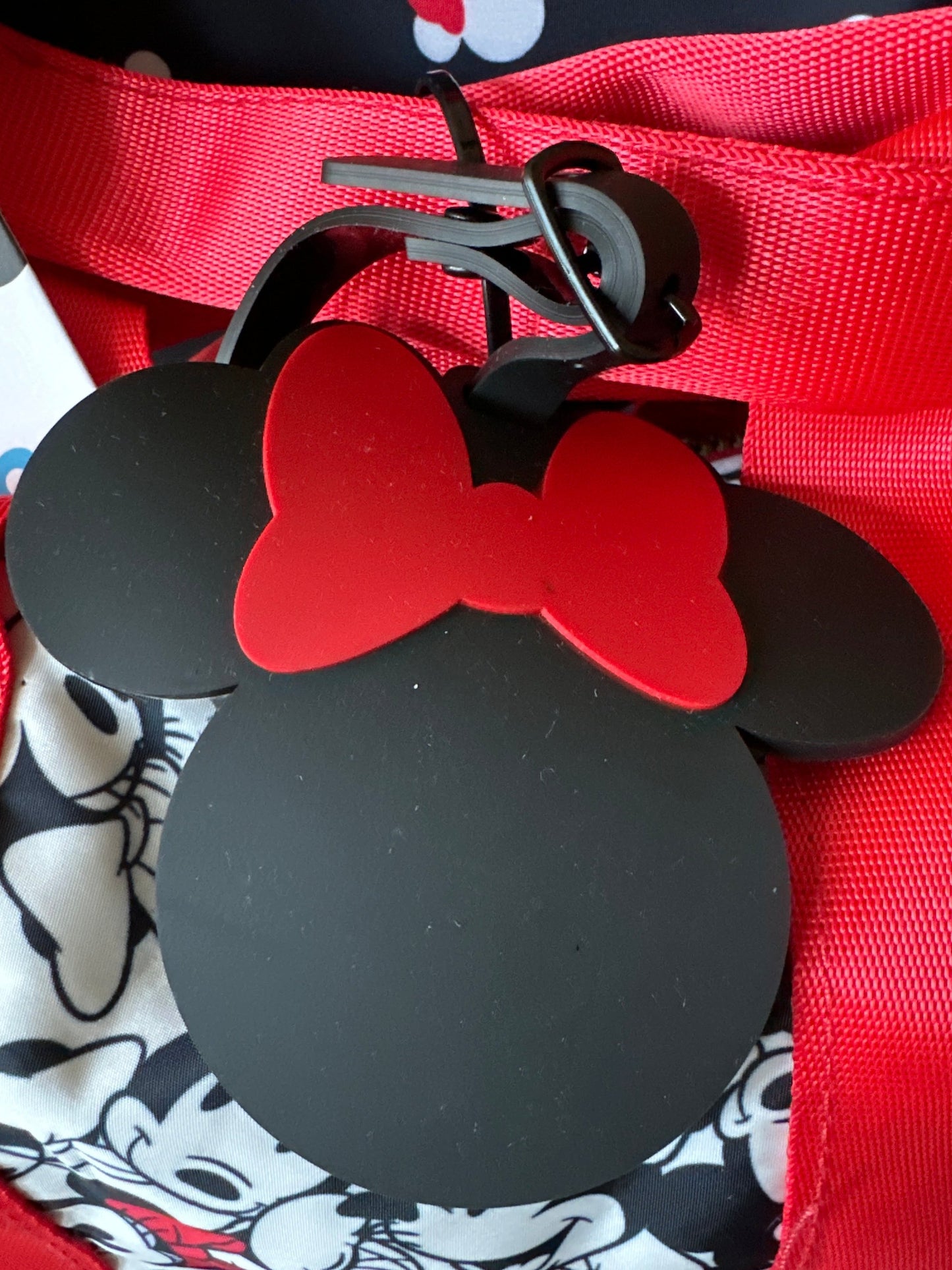 Disney Minnie Mouse 3 Piece Tote, Mini Duffle & Luggage Tag Set