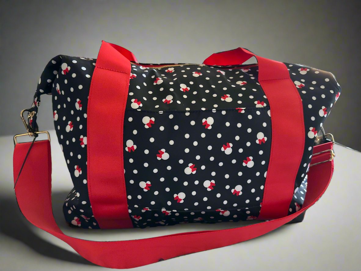 Disney Minnie Mouse 3 Piece Tote, Mini Duffle & Luggage Tag Set