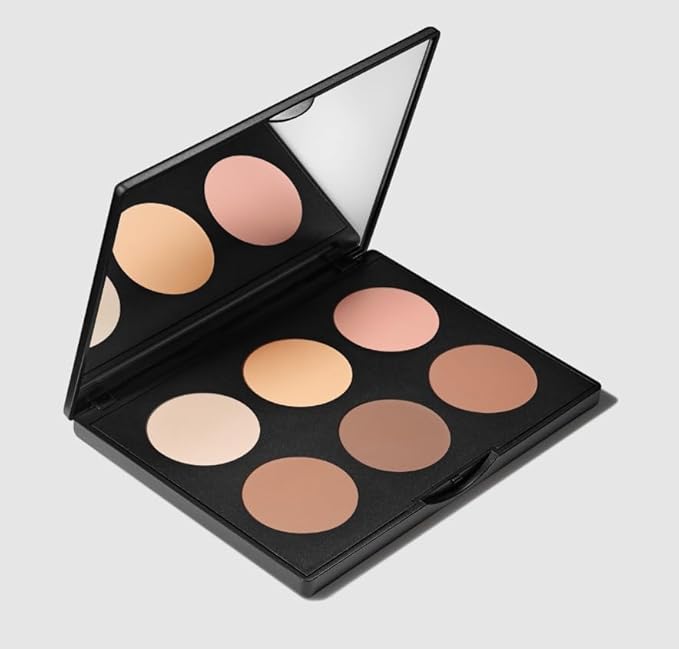 MAC Studio Fix Sculpt and Shape Contour Palette Light/Medium